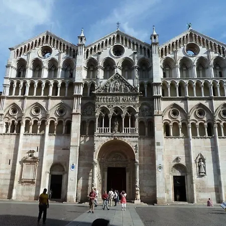 度假居 La Pinetina